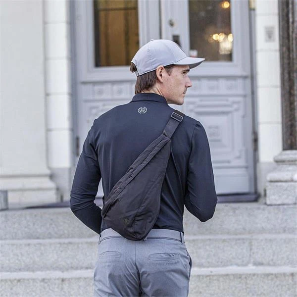 Galvin Green Tate Slingbag Black 77 4 Galvin Green Tate Slingbag Black 77 - Image 3